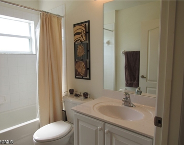 10537 Washingtonia Palm Way - Photo Thumbnail 20