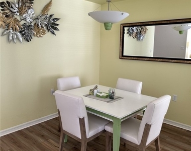 10361 Butterfly Palm Drive - Photo Thumbnail 9