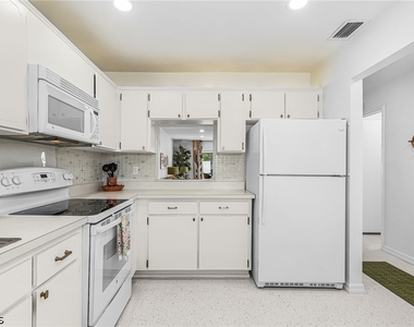 6731 Panther Lane - Photo Thumbnail 7