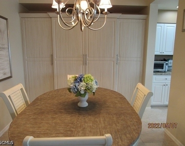 10391 Butterfly Palm Drive - Photo Thumbnail 9