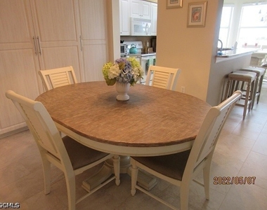 10391 Butterfly Palm Drive - Photo Thumbnail 10