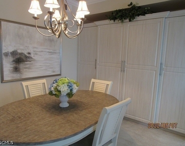 10391 Butterfly Palm Drive - Photo Thumbnail 8