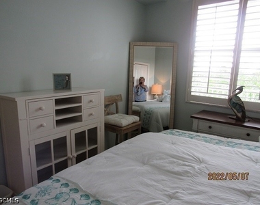 10391 Butterfly Palm Drive - Photo Thumbnail 18