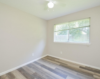 22630 Powell House - Photo Thumbnail 24