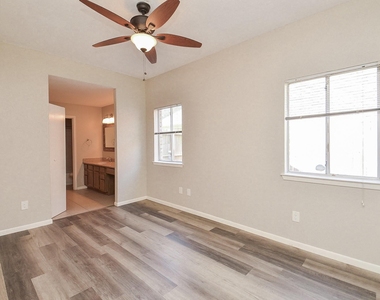 22630 Powell House - Photo Thumbnail 16