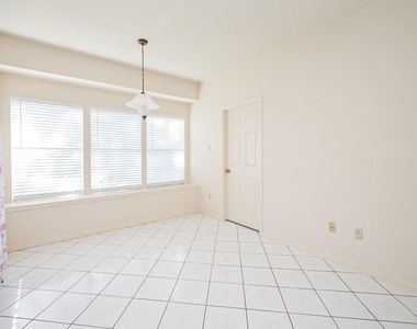 9731 New Kent Drive - Photo Thumbnail 12