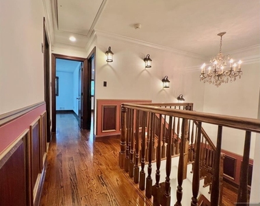 610 Glasmere - Photo Thumbnail 16