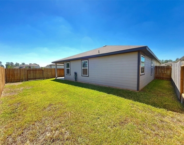 14206 Black Canyon Lane - Photo Thumbnail 18