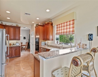 4924 Sedgewood Lane - Photo Thumbnail 20