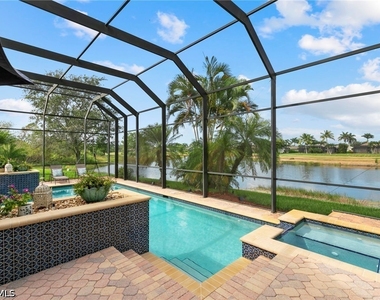4924 Sedgewood Lane - Photo Thumbnail 9