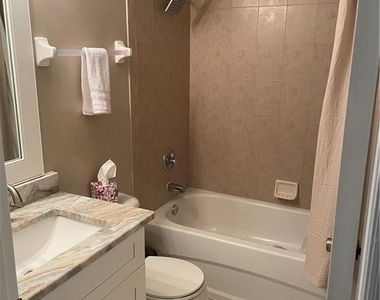 9025 Colby Drive - Photo Thumbnail 14