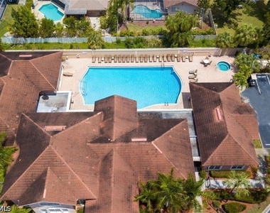 9025 Colby Drive - Photo Thumbnail 2