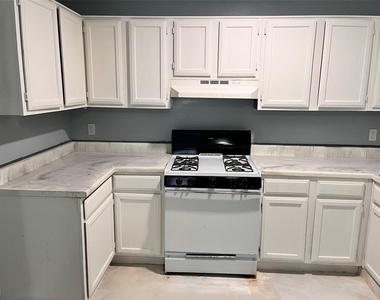 16631 Gold Ridge Lane - Photo Thumbnail 2