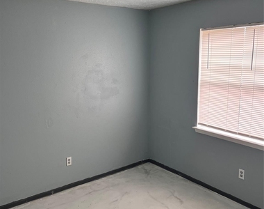 16631 Gold Ridge Lane - Photo Thumbnail 11