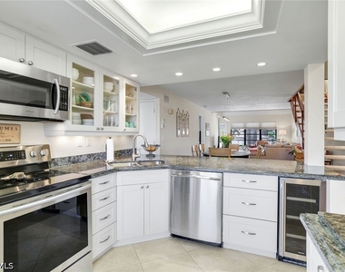 4092 Belair Lane - Photo Thumbnail 3