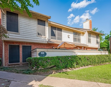 2211 S Kirkwood Road - Photo Thumbnail 35
