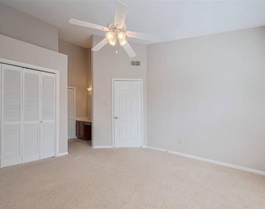 2211 S Kirkwood Road - Photo Thumbnail 29
