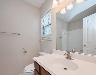 2211 S Kirkwood Road - Photo Thumbnail 25