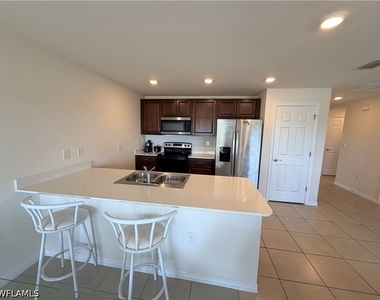 513 Ella Jean Pl - Photo Thumbnail 18