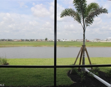 5661 Melbourne Court - Photo Thumbnail 5