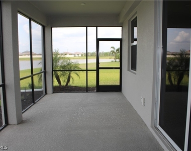 5661 Melbourne Court - Photo Thumbnail 2