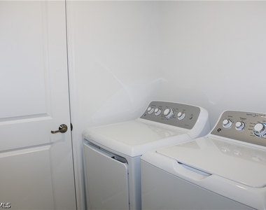 5661 Melbourne Court - Photo Thumbnail 1