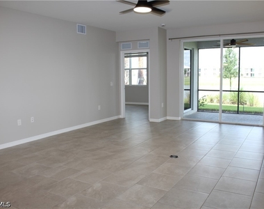 5661 Melbourne Court - Photo Thumbnail 32