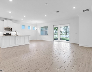 317 Spiaggio Court - Photo Thumbnail 3