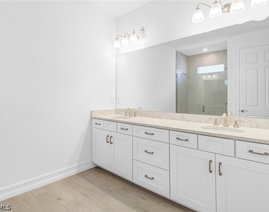 317 Spiaggio Court - Photo Thumbnail 14