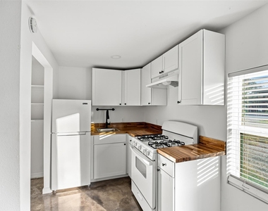 7303 Market Street - Photo Thumbnail 7