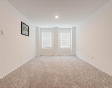 1496 Twilight Green Drive - Photo Thumbnail 18