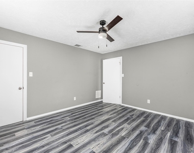 502 Frawley Street - Photo Thumbnail 11