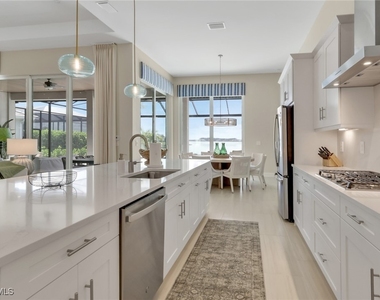 17302 Blue Sapphire Drive - Photo Thumbnail 8