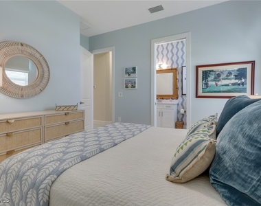 17302 Blue Sapphire Drive - Photo Thumbnail 24