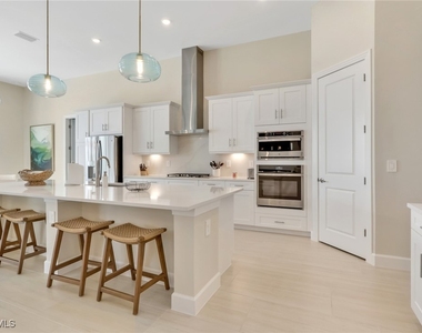 17302 Blue Sapphire Drive - Photo Thumbnail 6