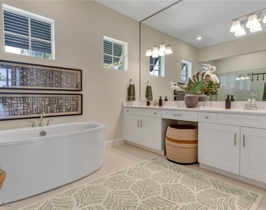 17302 Blue Sapphire Drive - Photo Thumbnail 19