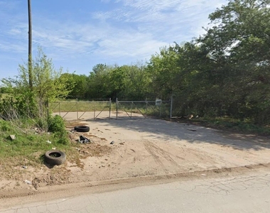 5551 Allison Road - Photo Thumbnail 4