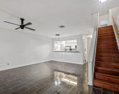 3124 Holly Hall Street - Photo Thumbnail 4