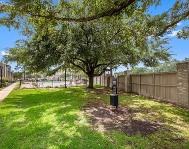 3124 Holly Hall Street - Photo Thumbnail 19
