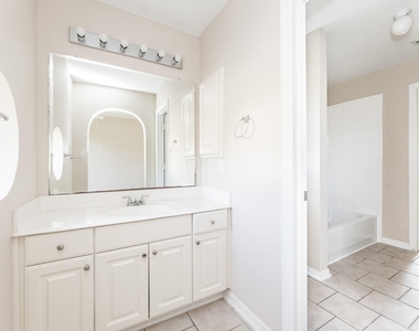 15435 Stoneridge Park Lane - Photo Thumbnail 39