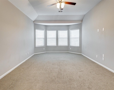 2165 Woodland Pine Drive - Photo Thumbnail 32