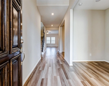 2165 Woodland Pine Drive - Photo Thumbnail 4