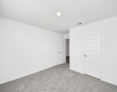 2007 Woodlark Way - Photo Thumbnail 4