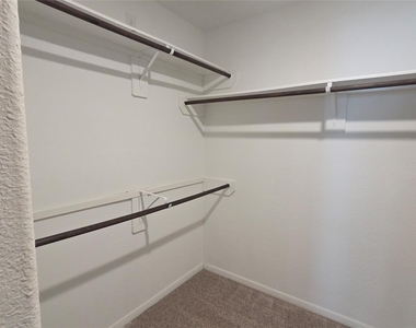 8023 Ecru Lane - Photo Thumbnail 7