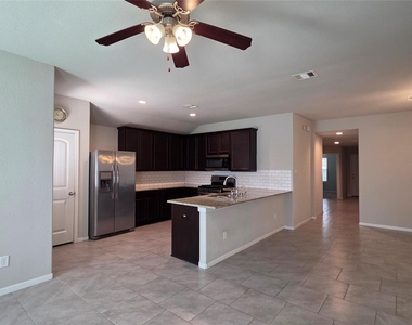 8023 Ecru Lane - Photo Thumbnail 3