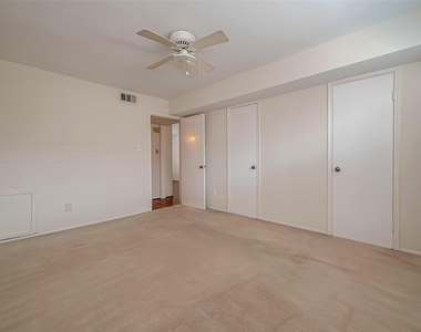 6402 Del Monte Drive - Photo Thumbnail 20