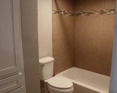 3300 Yorktown Street - Photo Thumbnail 5