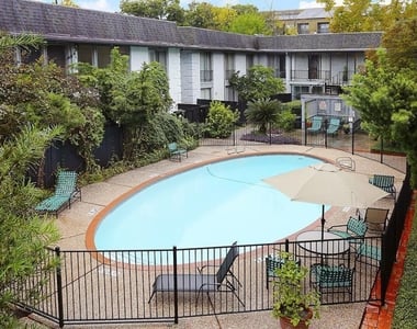 3300 Yorktown Street - Photo Thumbnail 7