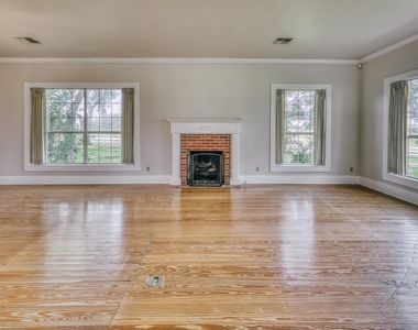 14808 Whitman Road - Photo Thumbnail 3