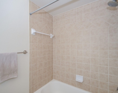 9200 Westheimer Road - Photo Thumbnail 9